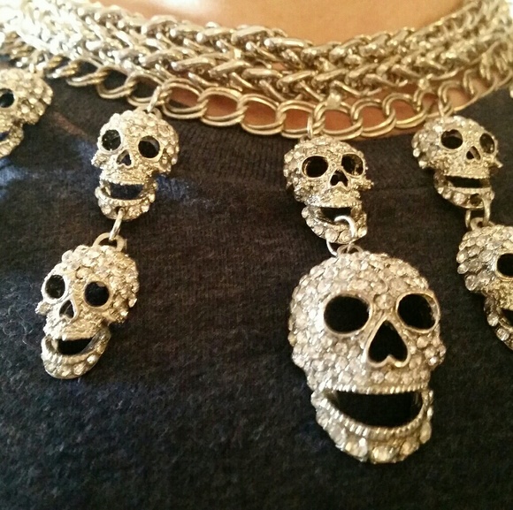 Bling Rhinestone Skull Collar Necklace! - Picture 2 of 7